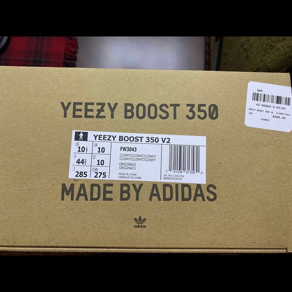 Yeezy 350 cloud white size10.5 - Picture 2 of 2